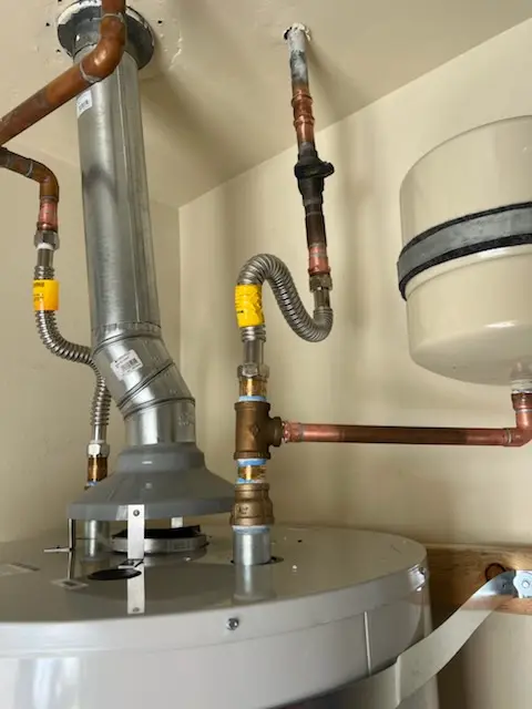 Water heater installation and plumbing repair in White Rock